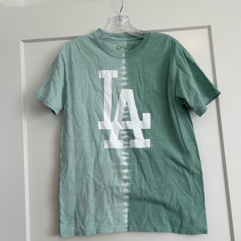 Liquid blue LA T-shirt in size medium worn 1x